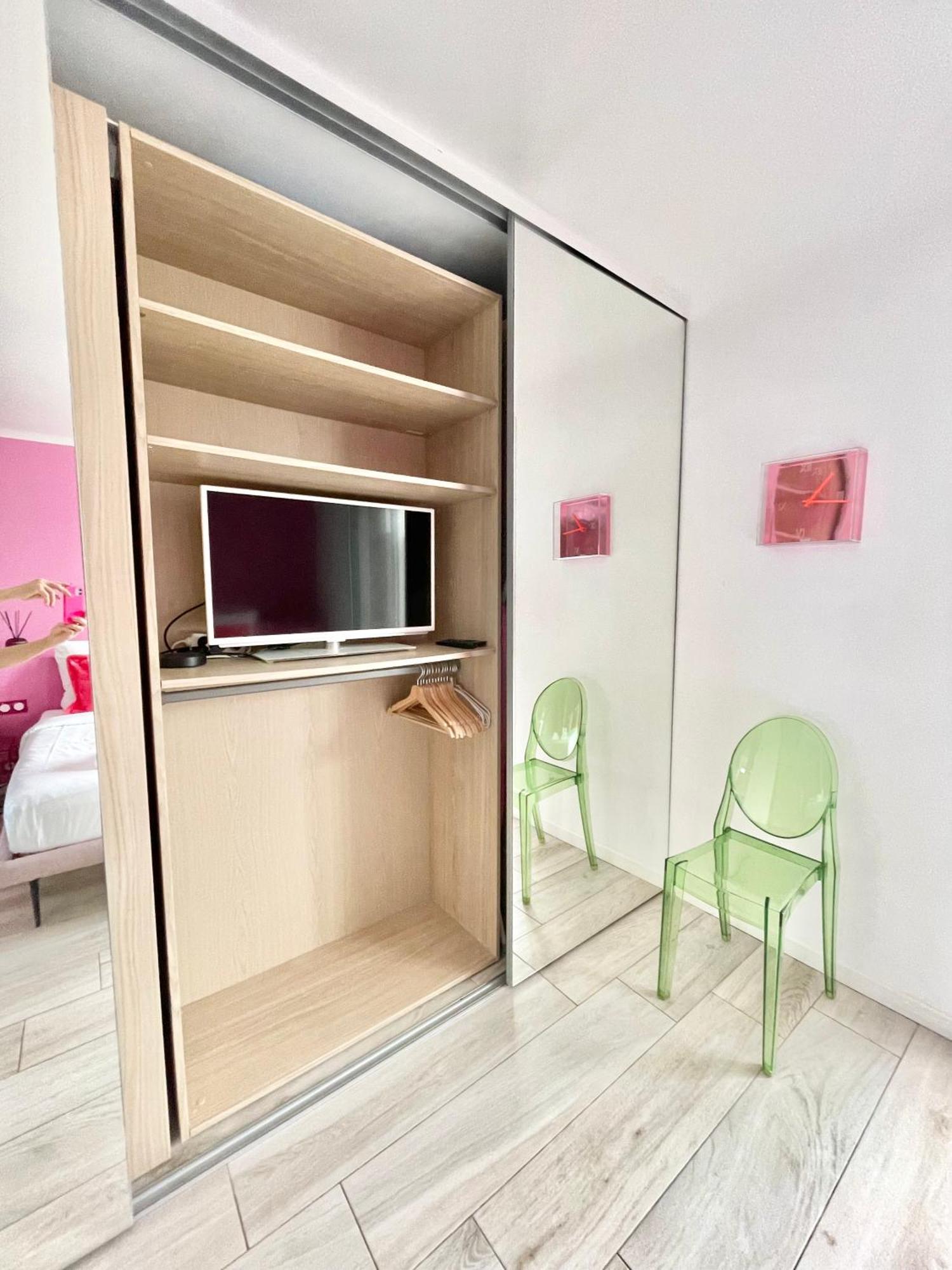 Royal Pink - Design - Vue De Reve - Parking Gratuit * Cannes